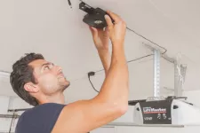 6 ways to prevent break-ins through your garage door