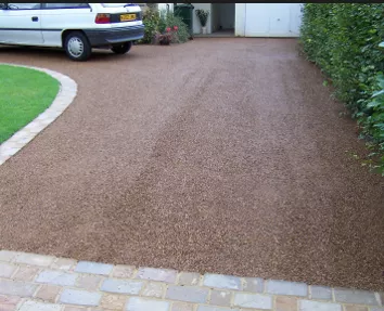 Driveway - Gravel.